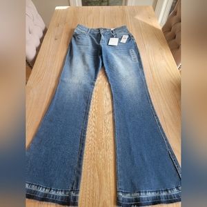 Women Buckle Jean